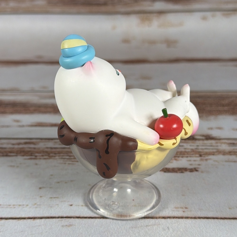 POP MART ViViCat Sweet & Delicate Series Action Figure Collectible - Picture 5 of 6